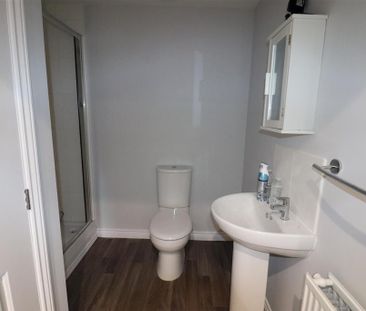 1 bedroom semi-detached house to rent - Photo 4