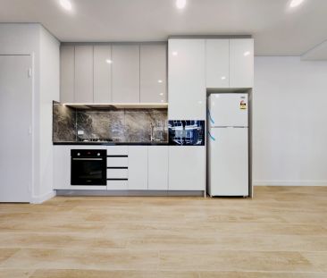 2 bed 1 bath-911 - Photo 4