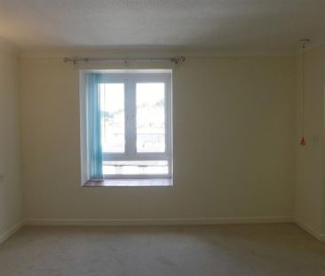 1 bedroom retirement property to rent - Photo 1