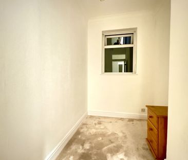 3 Bedroom - Photo 4