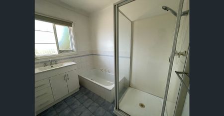 *Family Home* - Photo 4