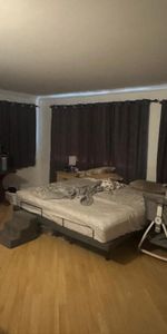 Superbe Maison de ville 10½ (4 ch + bureau) – TOUT INCLUS - Photo 4