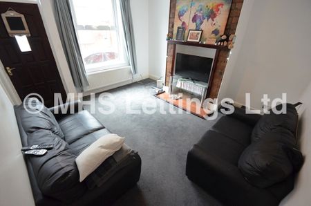 2 Bedroom Mid Terraced House for rent in Harold Street - Photo 2