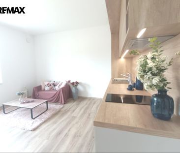 Pronájem bytu 1+kk v osobním vlastnictví 30 m², Praha 10 - Uhříněves - Photo 3