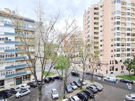 Apartamento T2 em Lisboa - Photo 2