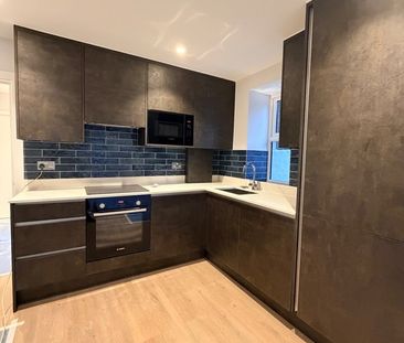 2 Bed Flat, Portnall Road, W9 - Photo 6