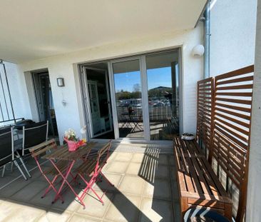 Sonnige 2-Zimmer-Wohnung mit Balkon sucht euch! - Foto 1