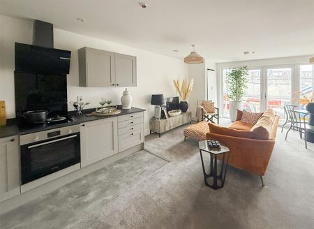 Flat 66, 5 Martin Court, Hastings, TN34 1EF - Photo 4