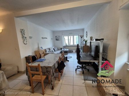 F4 de 105 m² au 1er étage- CREUTZWALD - Photo 2