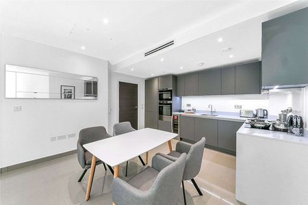 A beautifully appointed, 1 bedroom apartment situated on an upper floor of this prestigious development located in the heart of St Georges Circus, Southwark. - Photo 4