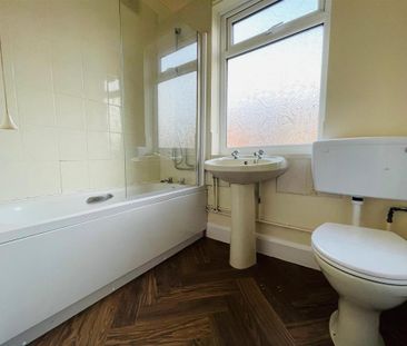 2 bedroom house to rent - Photo 1