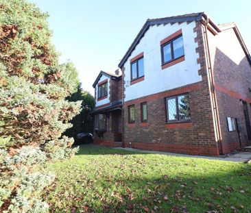 4 bedroom detached house to rent - Photo 2