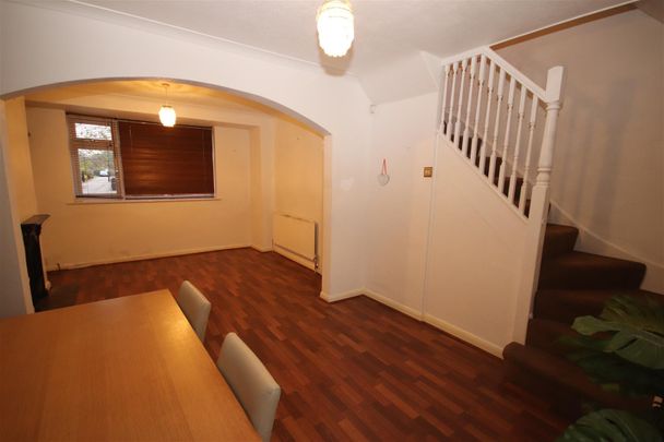 2 bedroom Terraced House to let - Photo 1