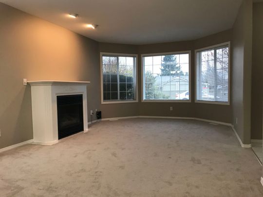 Great Rancher in Chilliwack! - Photo 1