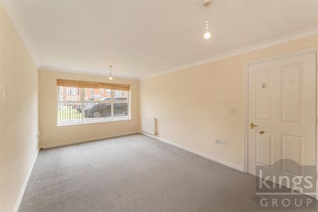 2 Bedroom Flat - Ground Floor To Let - Photo 2