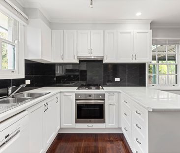 3/100 Warrigal Road, Surrey Hills VIC 3127 - Villa For Rent | Domain - Photo 5