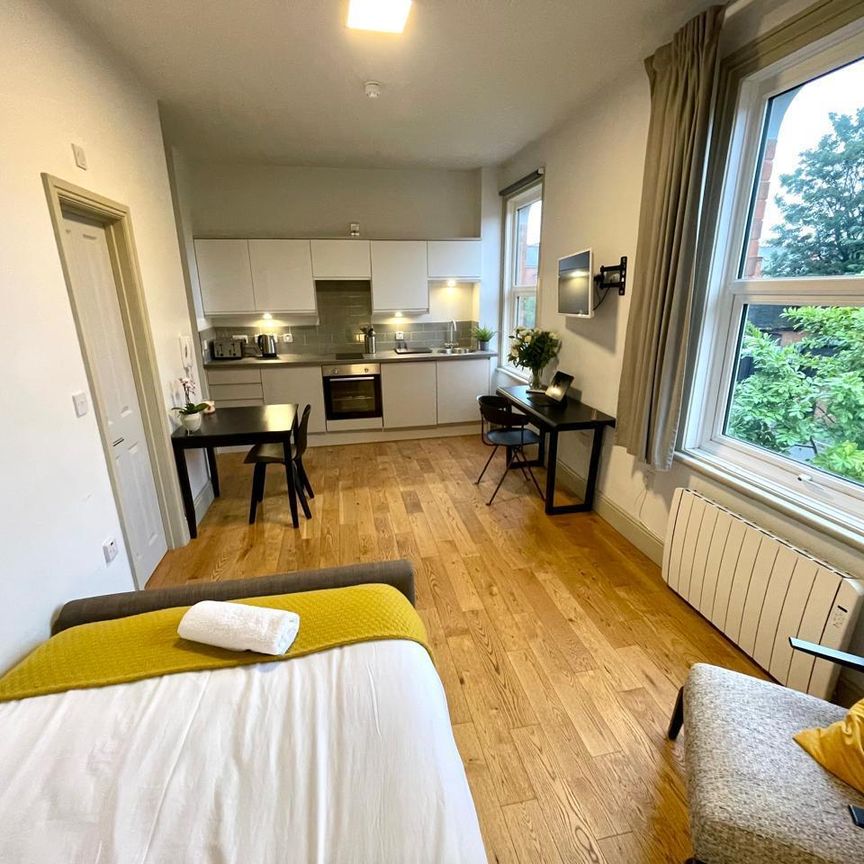 Woodhurst Road, Moseley, B13 - Photo 1