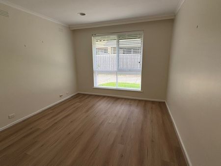 3/13 Gnarwyn Road, Carnegie VIC 3163 - Apartment For Rent | Domain - Photo 5