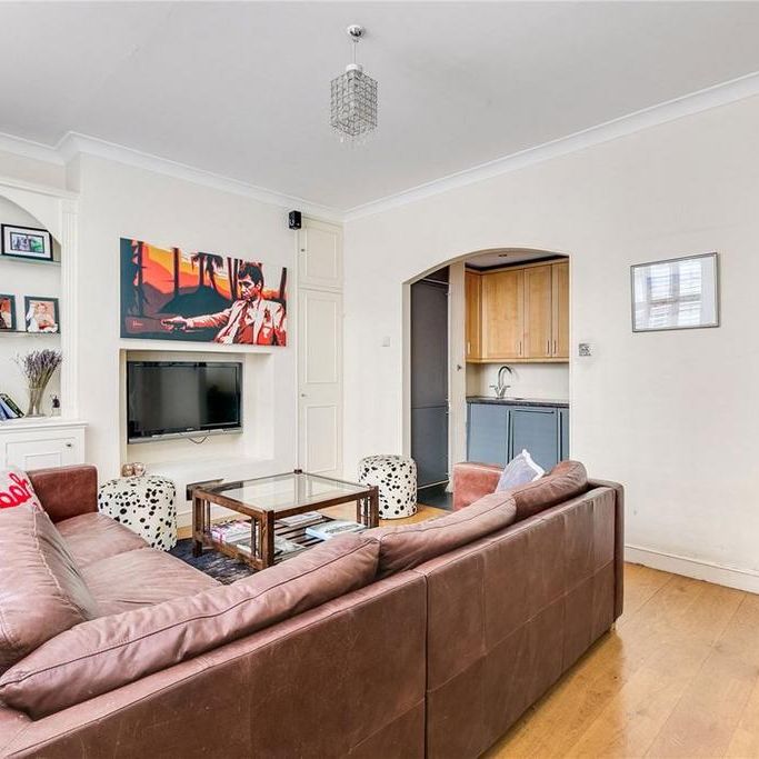 2 bedroom flat to rent - Photo 1