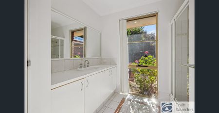 Gardeners Delight! - Photo 3