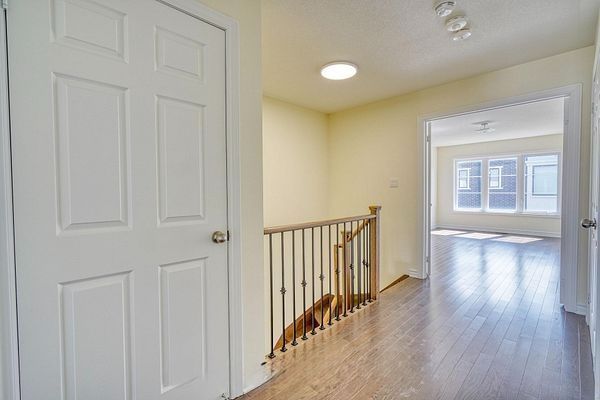 For Lease - 53 Sandwell Street, Vaughan, Ontario - Photo 1