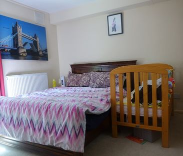 2 Bed Maisonette, Engadine Close, CR0 - Photo 6