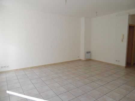 Appartement 66.19 m² - 3 Pièces - Amélie-Les-Bains-Palalda (66110) - Photo 4