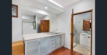 Pool House - Studio - Furnished - Photo 5