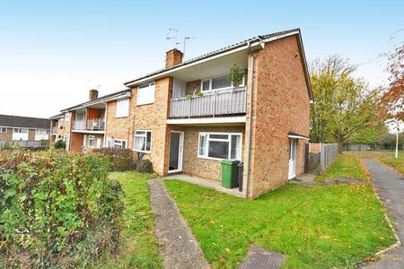 2 bedroom maisonette to rent - Photo 5