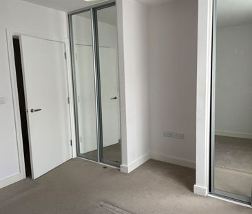 2 Bed Flat, Bedwyn Mews, RG2 - Photo 6