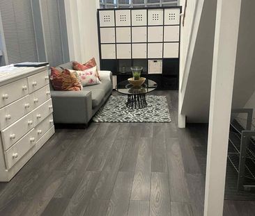 1 Bed Flat, Bridges Court Road, SW11 - Photo 2