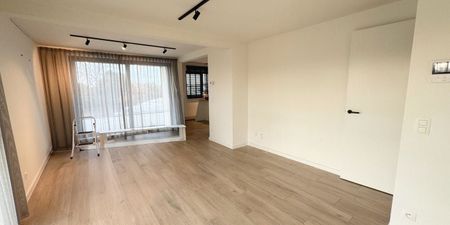 Appartement te huur in Veldwezelt voor € 1.140 met 2 slaapkamers - Foto 4
