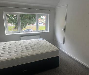 3 bedroom house on Beacon Road, Birmingham ,B43 7BN area - Photo 5
