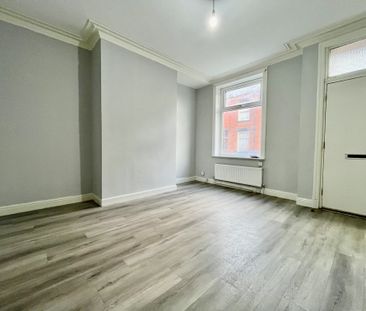 Dobson Terrace, Leeds - Photo 5