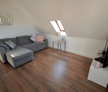 Brook Green, Hackenthorpe, S12 - Photo 5