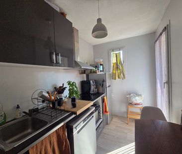 Location Appartement 2 pièces 49m² - Photo 3