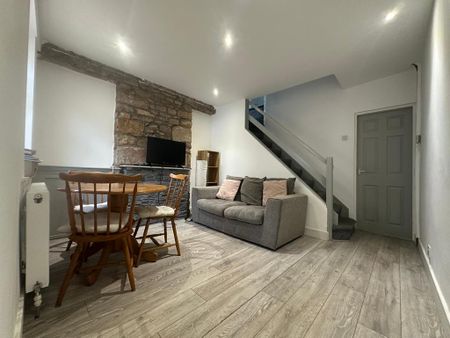 2 bedroom terraced house to rent - Photo 5