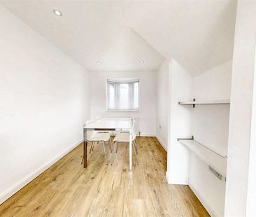 Quinton Drive, Bradwell, Milton Keynes, MK13 - Photo 4