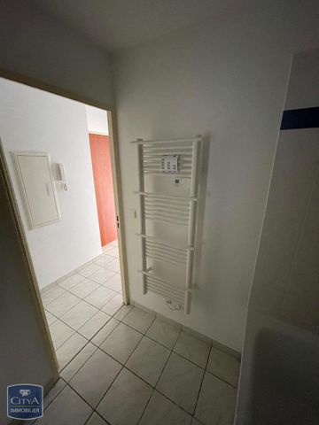 Location Appartement 2 pièces 53m² ST AVOLD 57500 - Photo 2