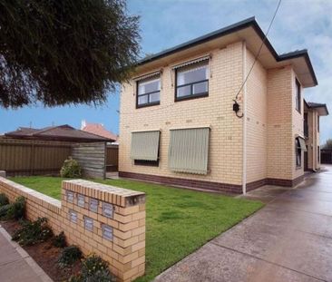 Stylish 2 Bedroom Unit with Balcony - Photo 5