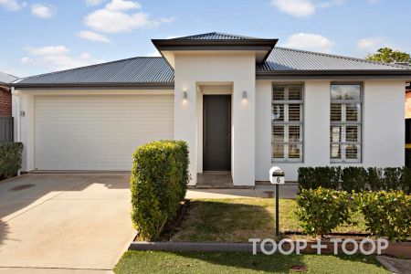 “ENTERTAINING IN PAYNEHAM” - Photo 4