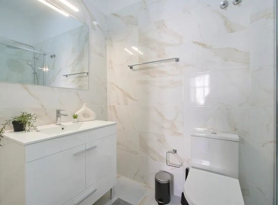 Largo Vitorino Damásio, Lisbon, Lisbon 1200-872 - Photo 1