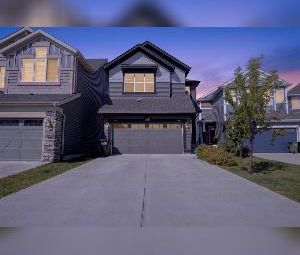 Ellerslie 3 bed 3 bath WALKOUT BASEMENT for rent - Photo 5