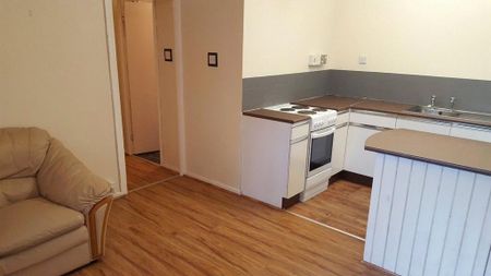 1 bedroom apartment to rent - Photo 4