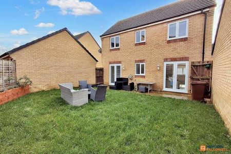 Violeta Crescent, Stanground South, Peterborough, PE2 - Photo 3