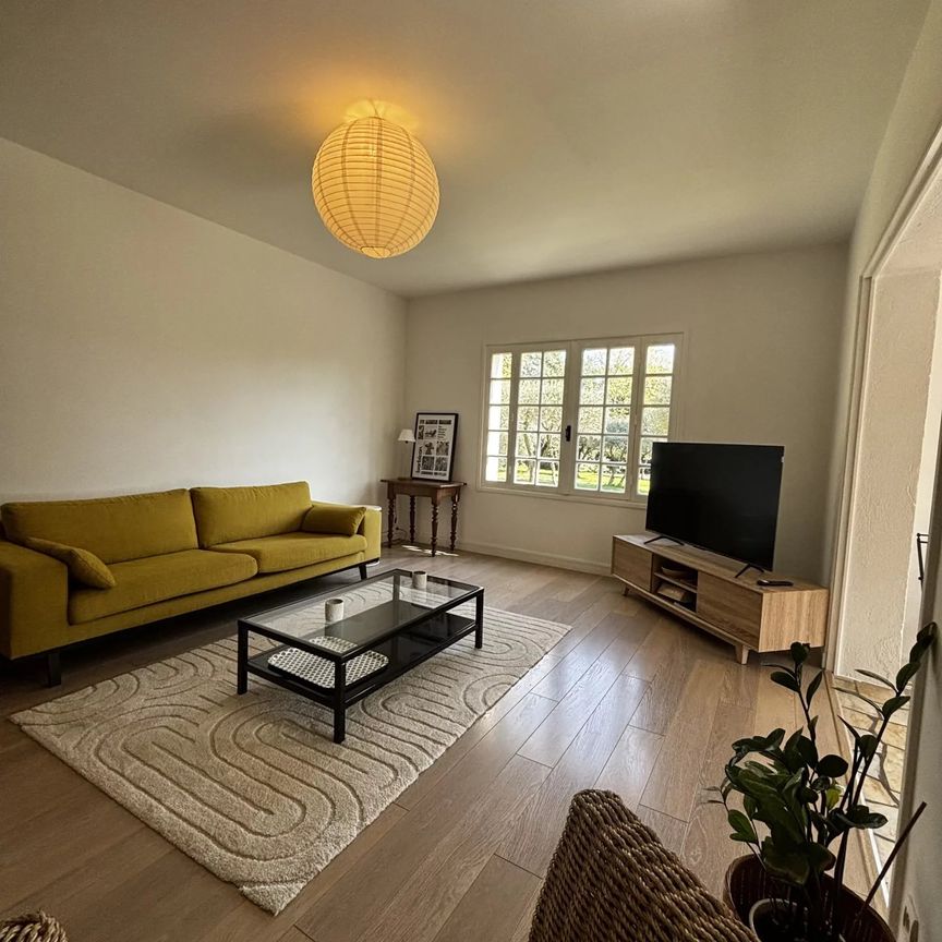 Location Maison 3 pièces 120m² NIMES 30900 - Photo 1