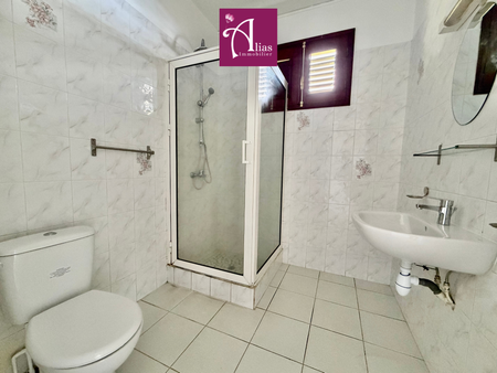 Location Appartement 3 pièces 80m² LE GOSIER 97190 - Photo 3