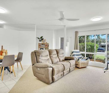 Solid Three Bedroom Home - Photo 4