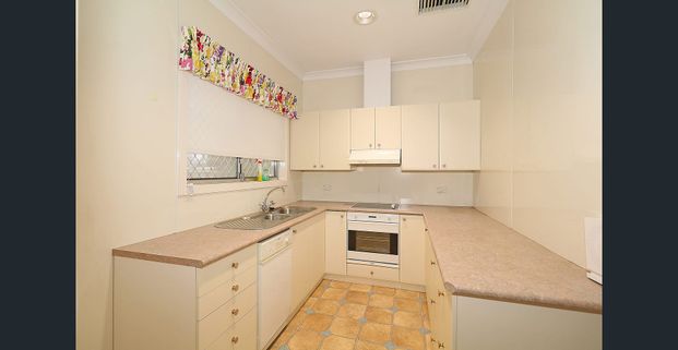 61 Phillip Avenue, Mount Austin NSW 2650 - Photo 1