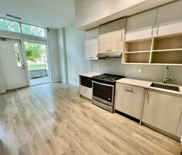 For Lease - 150 Fairview Mall Drive Unit# 105, Toronto, Ontario - Photo 1